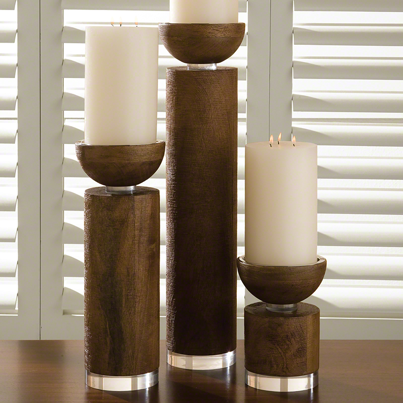 It's free shipping made easy Traditional pillar candles are classic staples available in scented, unscented & in a variety of heights & sizes. They really set the mood as dinner party centerpieces. Try a modern twist by mixing & matching multiple heights & colors on a mantel or table display.